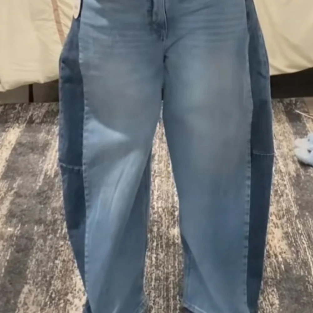 Plus sized- Scoop NYC Light Blue Wide Leg Jeans - Picture 5 of 12